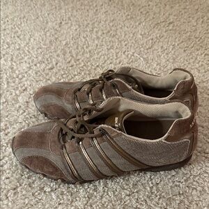 Skechers Earthy Brown Lace-Up Sneakers